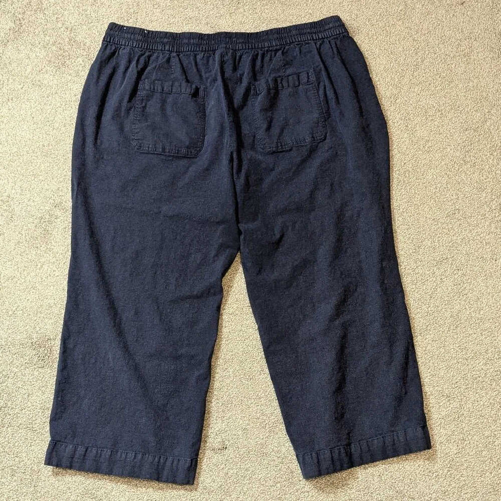 LANE BRYANT Navy Blue Linen Blend Straight Leg Pull-On Crop Pants; Size 28 - Picture 2 of 4